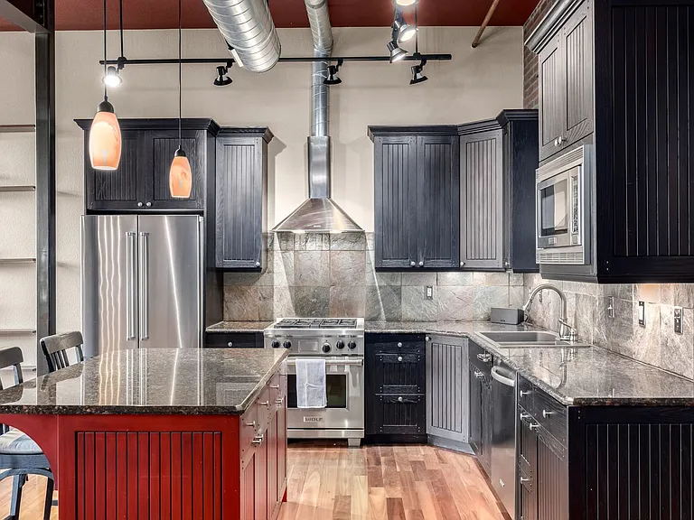 210 W Magnolia St #360 — Photo 18