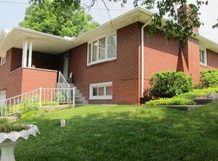 1260 Henderson Ave, Washington, PA 15301