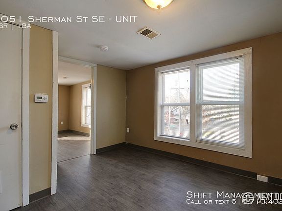 5th image of 1051 Sherman St SE