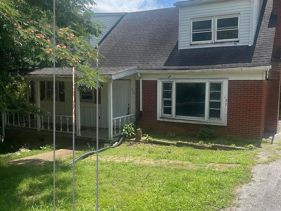 1st image of 900 W 2nd Ave