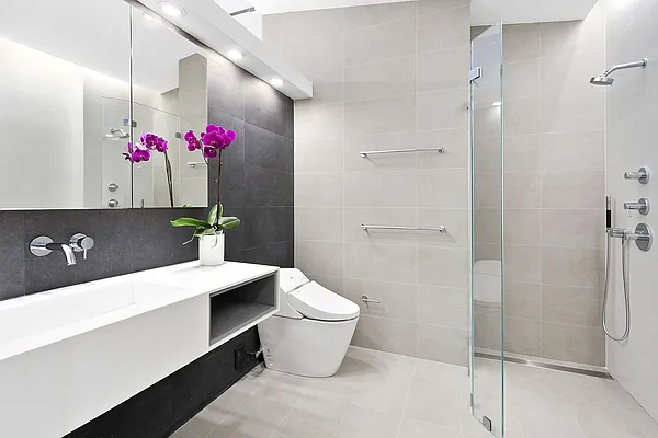 Rented by Compass | media 13