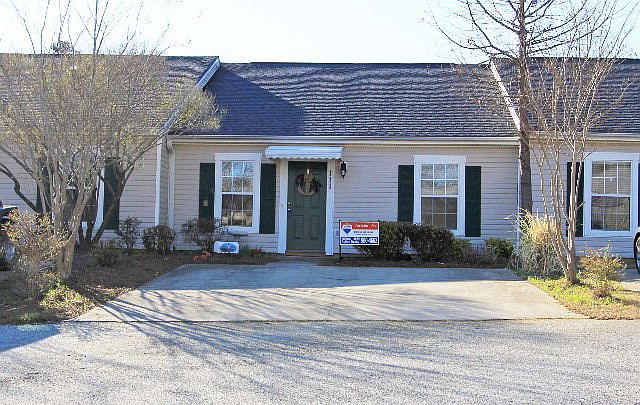 1st image of 111 Saint Barts Ct