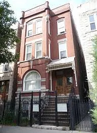 1448 N Maplewood Ave — Photo 1