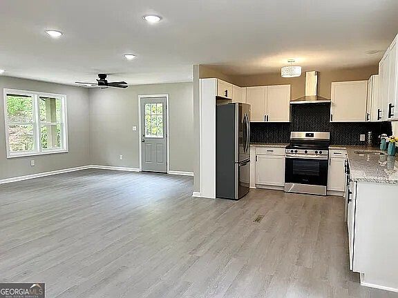 5th image of 1523 Delia Dr