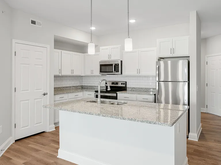 Traditions Suite Kitchen