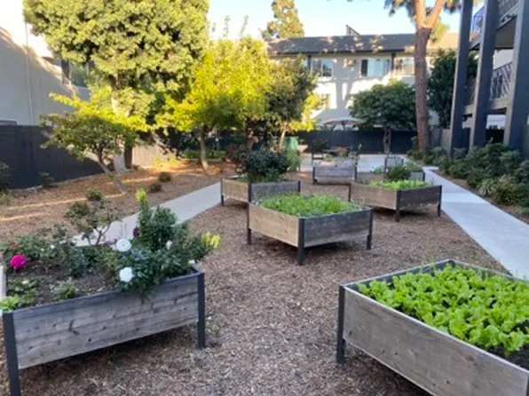 Miracle Terrace, 225 S Western Ave #63de16190, Anaheim, CA 92804