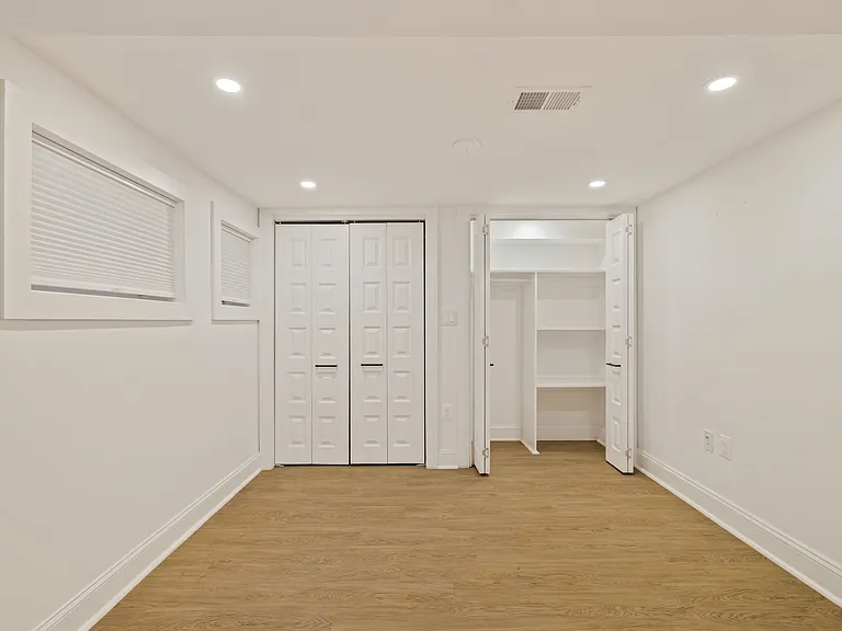 205 Webster St NW #B — Photo 11