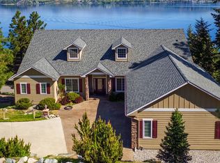7460 Navarre Dr, Chelan, WA 98816