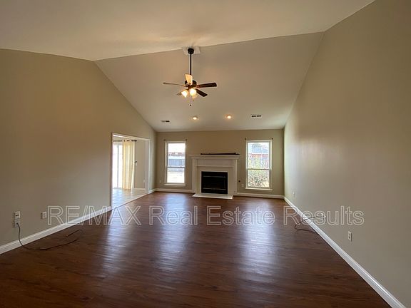 2nd image of 1601 S 24th Pl