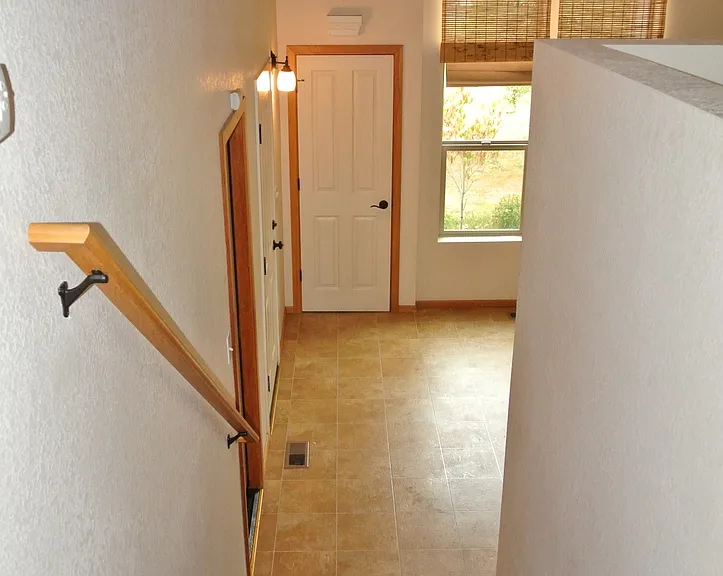1727 SW Stanford St — Photo 12