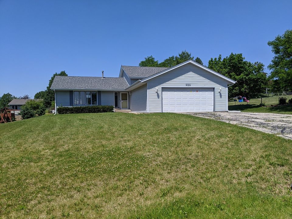 1st image of 9352 Densmore Dr