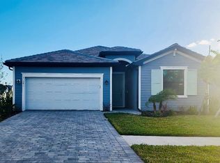 10841 Sun Drop St, Venice, FL 34293