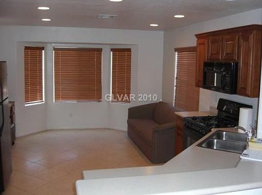 2nd image of 10381 Prairie Schooner Ave