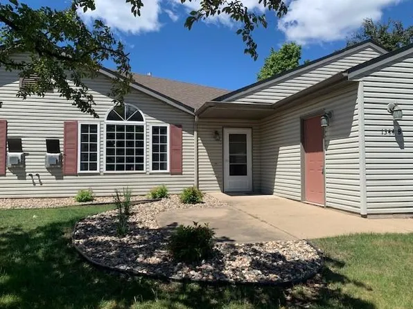 1344 Carriage Dr Unit B, Hudson, WI 54016