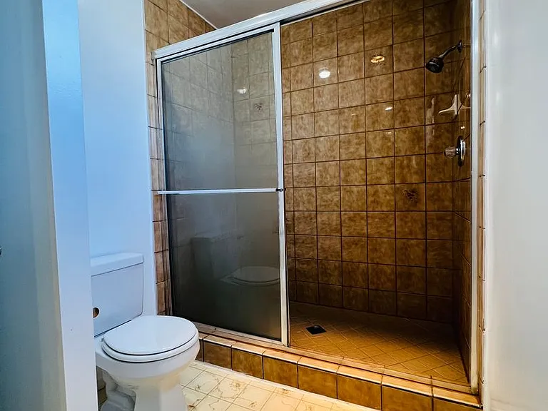 1171 Stanford St #4 — Photo 23