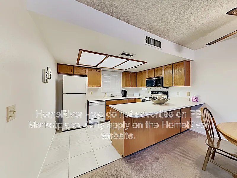 1 bed, 1.0 bath, 718 sqft, $1,200 — Photo 3