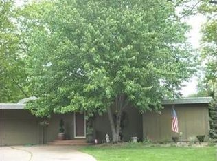 8479 Sleepy Holw, Warren, OH
