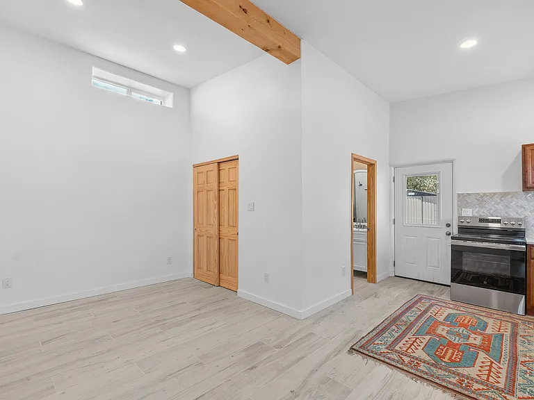 1709 Espinacitas St — Photo 5