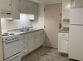 711 Jones Rd #2, Rochelle, IL 61068