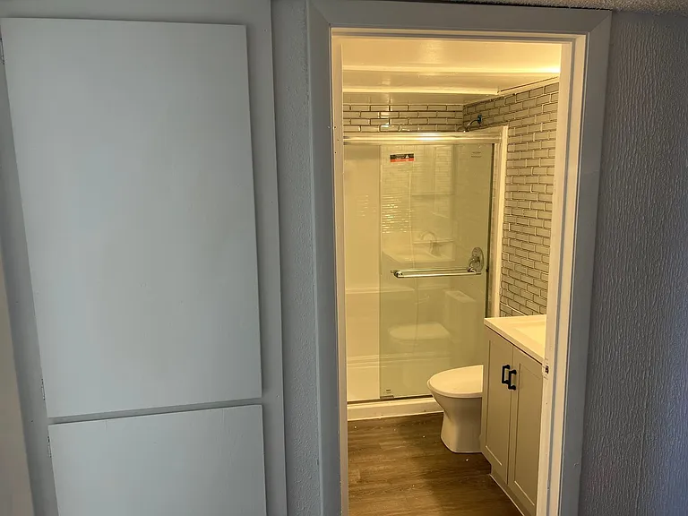 625 S Royal Crest Cir #24 — Photo 14