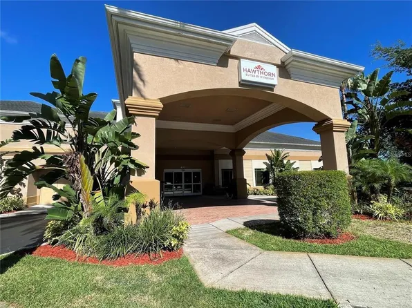 8303 Palm Pkwy #100, Orlando, FL 32836