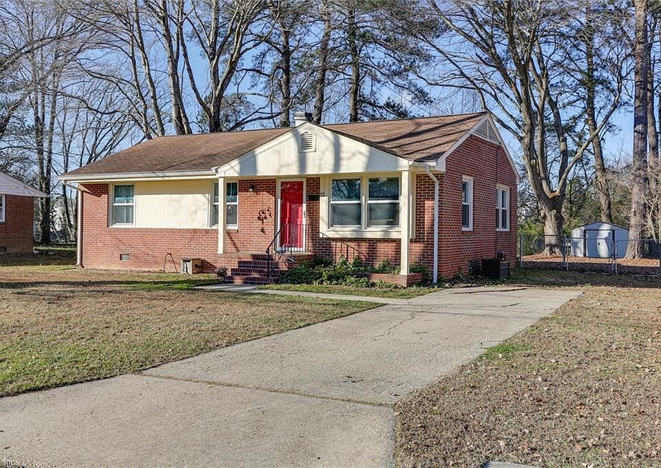 1st image of 12 Azalea Dr