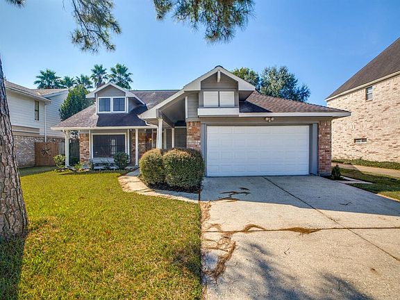 2nd image of 4115 Briarchase Dr