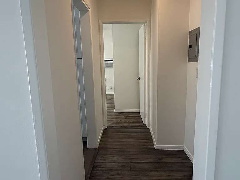 4679 Orion Ave #2 — Photo 20