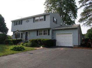 28 Massachusetts Dr, Nashua, NH 03060