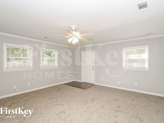 2nd image of 76 Hunters Cir