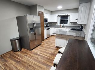 4259 Teakwood Ct, Greendale, WI 53129