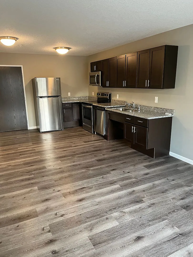 Watkins Apartments — Photo 3