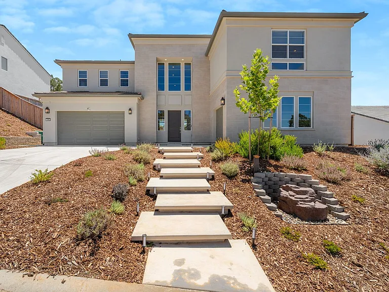 1342 Wheeler Peak Ct — Photo 1
