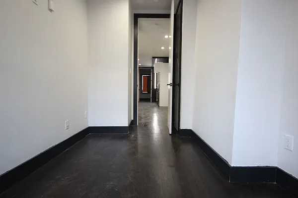 Rented by Nooklyn NYC LLC | media 50