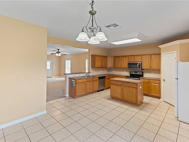 6518 Purplewing Dr — Photo 8