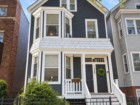 1529 W Nelson St, Chicago, IL 60657
