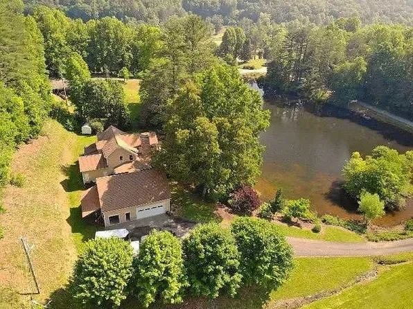 190 Woodland Hts, Robbinsville, NC 28771