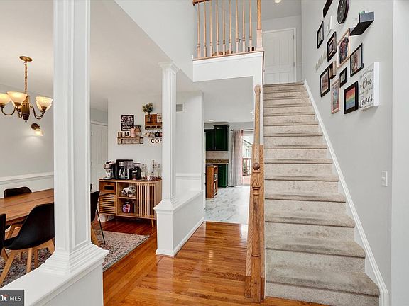 3rd image of 2152 Rillian Ln