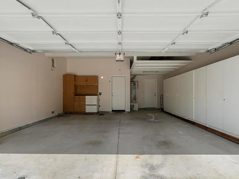 1549 Spyglass Dr — Photo 28