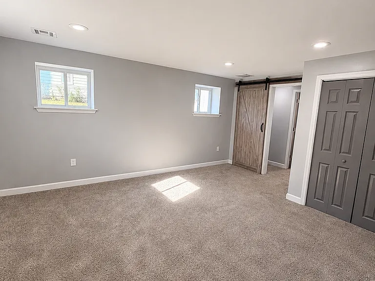 228 Williams Rd — Photo 24