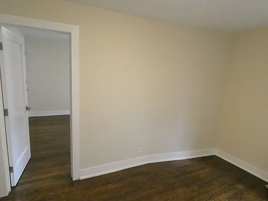 Rented by Karten Real Estate Services LLC | media 14