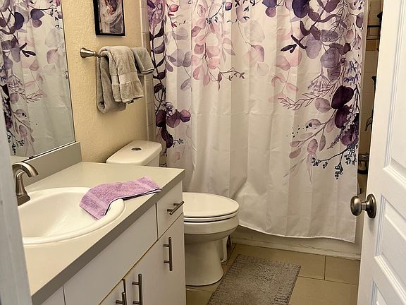 3rd image of 17110 Carrington Park Dr APT 809