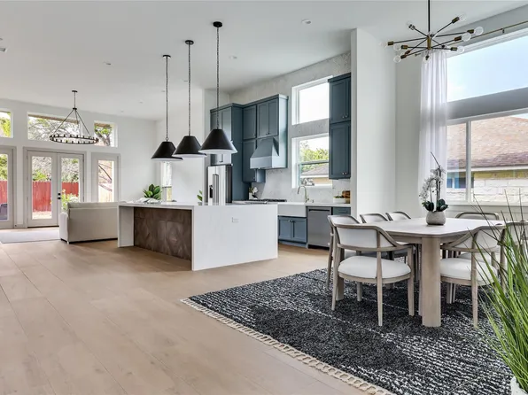 21408 Lakefront Dr, Leander, TX 78645