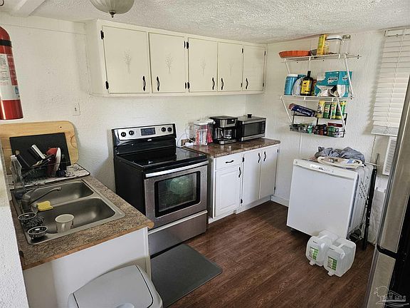 2nd image of 5697 Hollow Pine Ct