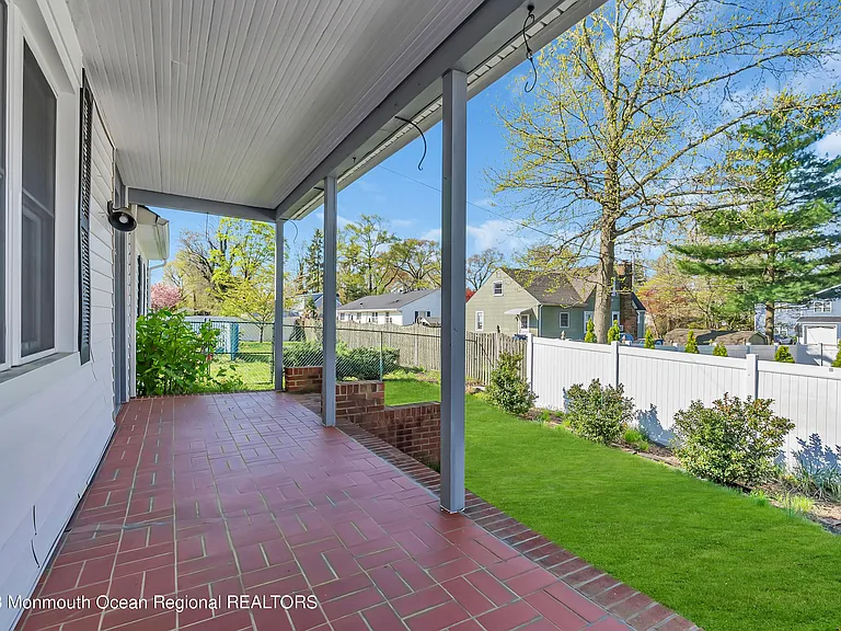 140 Idlewood Ave — Photo 21