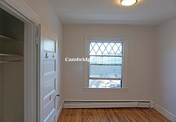 4th image of 1800 Mass Ave #32T