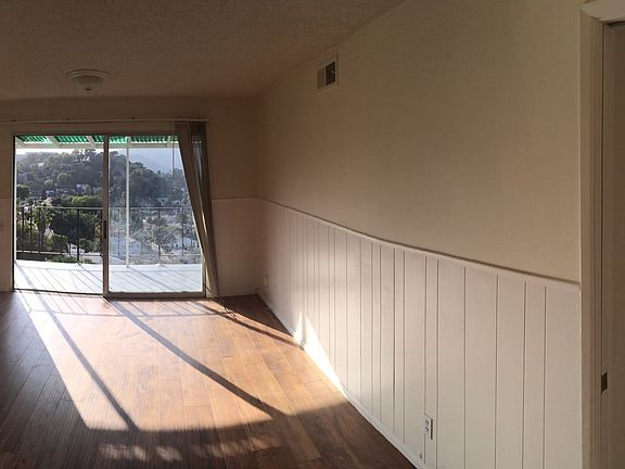 3rd image of 1417 Corona Dr