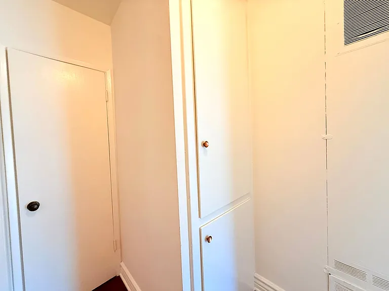 8130 Norton Ave, West Hollywood — Photo 47