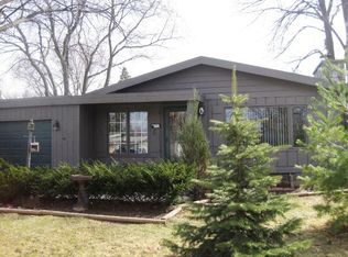 7305 Earl Ave, Greendale, WI 53129