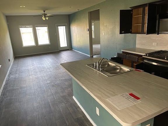 2nd image of 23318 Pelham Prarie Ln